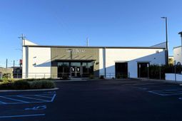 1859 Summerville Avenue photo 4