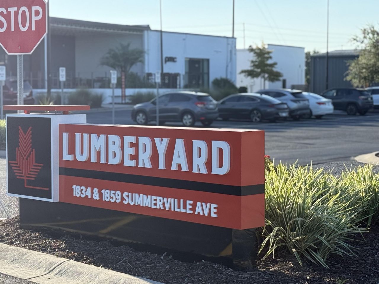 1859 Summerville Avenue Photo 6