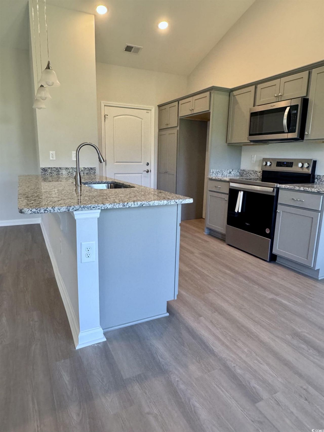 598 Shallow Cove Dr. Photo 10