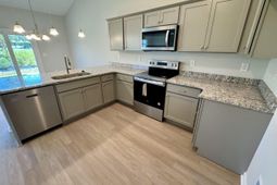 600 Shallow Cove Dr. photo 4