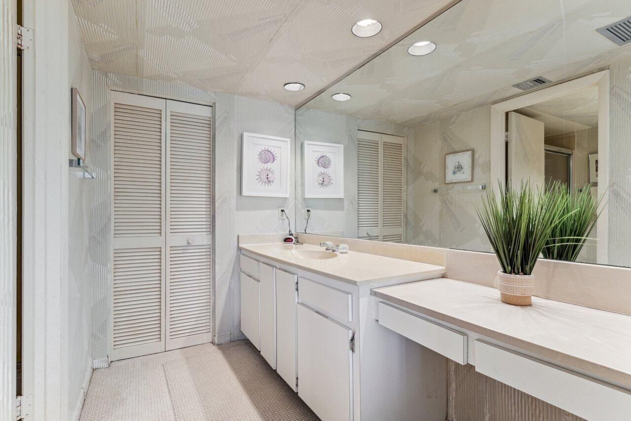 3610 S Ocean Boulevard, Unit 502, South Palm Beach, FL 33480 Photo
