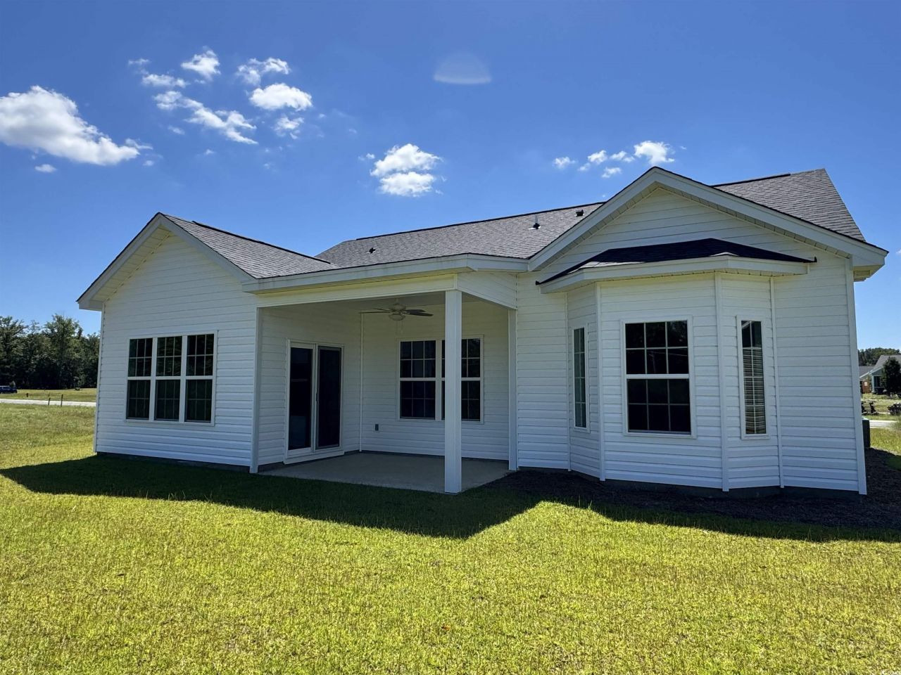 594 Shallow Cove Dr. Photo 3