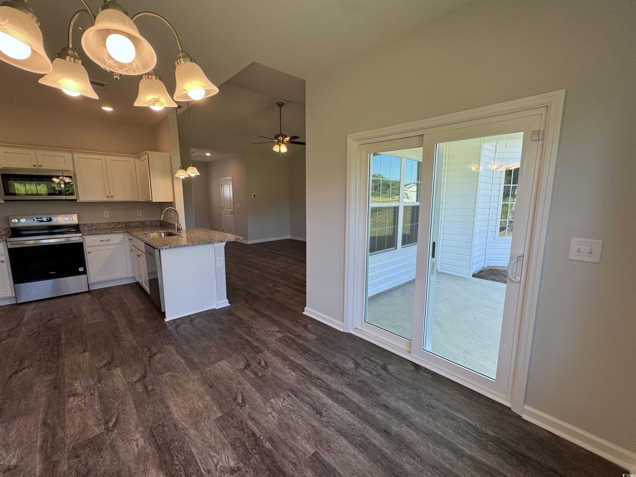 594 Shallow Cove Dr. Photo 8