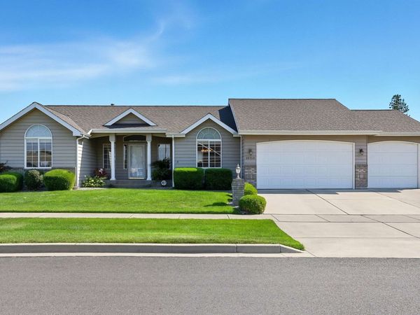 10710 N Clallam Ct, Spokane, WA 99208