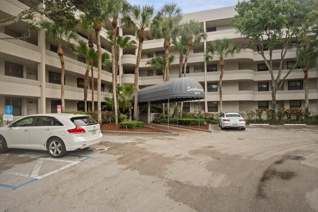 2070 Homewood Boulevard, Unit 4100, Delray Beach, FL 33445 Photo