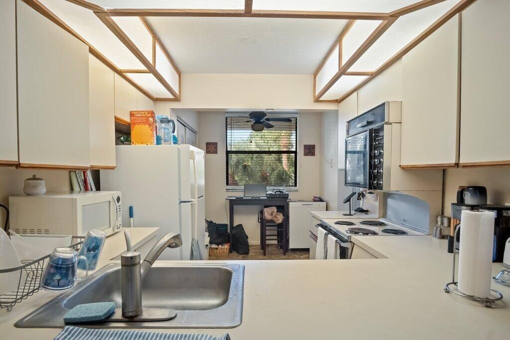 2070 Homewood Boulevard, Unit 4100, Delray Beach, FL 33445 Photo