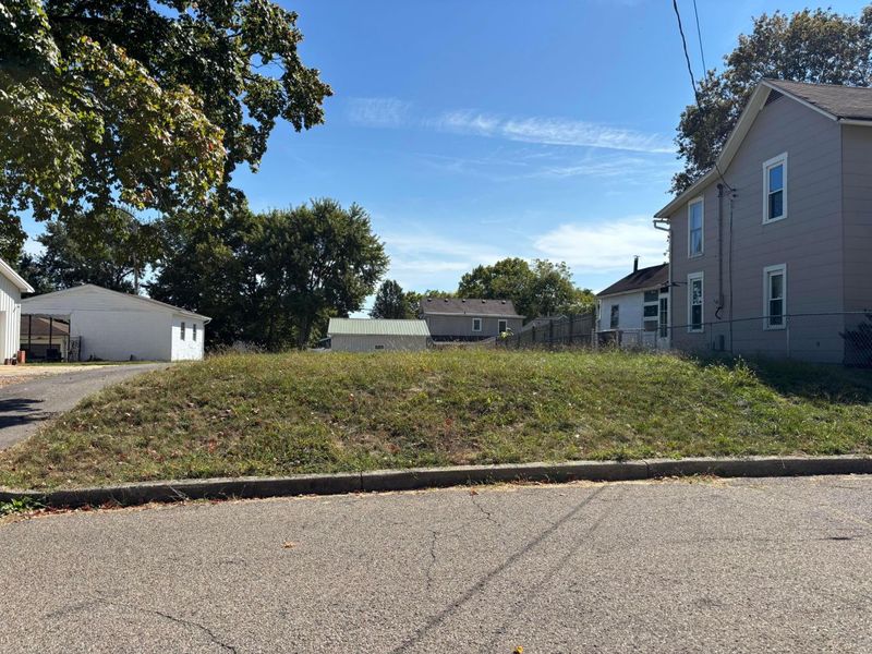 114-116 S Cedar Avenue, Lancaster, OH 43130 Photo 1