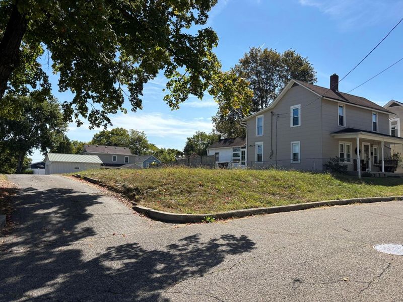 114-116 S Cedar Avenue, Lancaster, OH 43130 Photo 2