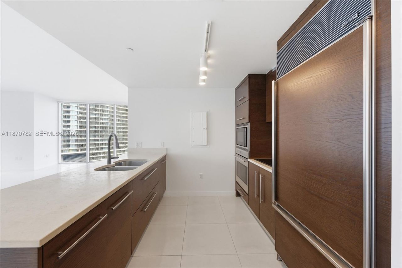 465 Brickell Ave, Unit 2002, Miami, FL 33131 Photo