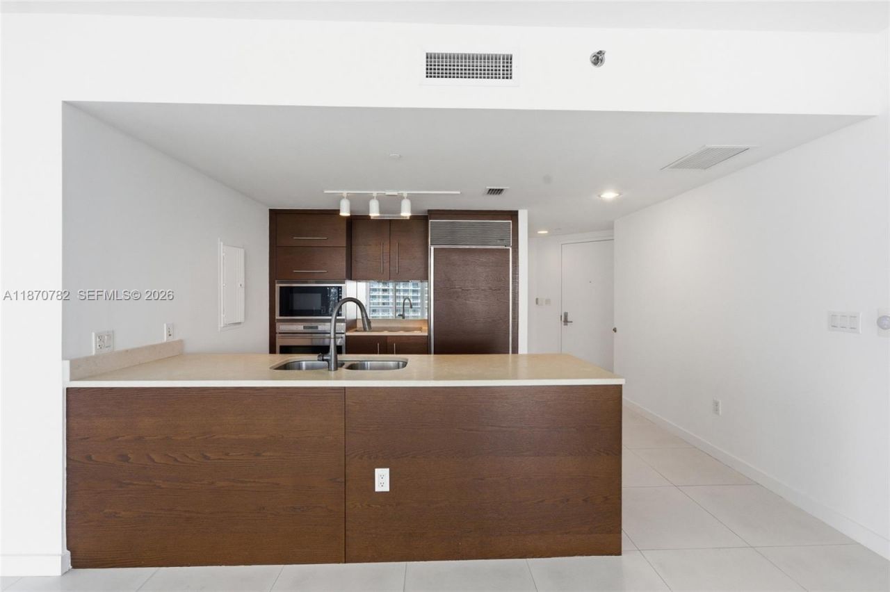 465 Brickell Ave, Unit 2002, Miami, FL 33131 Photo