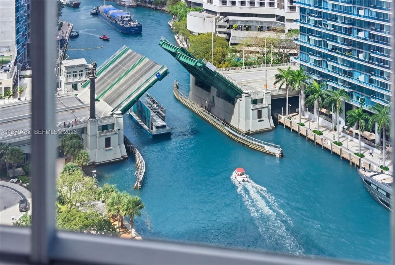 465 Brickell Ave, Unit 2002, Miami, FL 33131 Photo