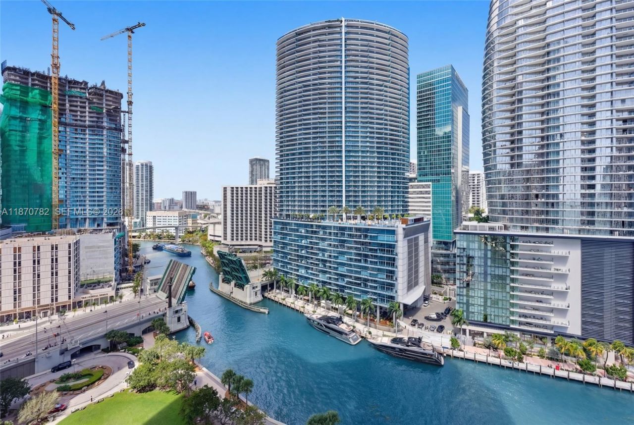 465 Brickell Ave, Unit 2002, Miami, FL 33131 Photo