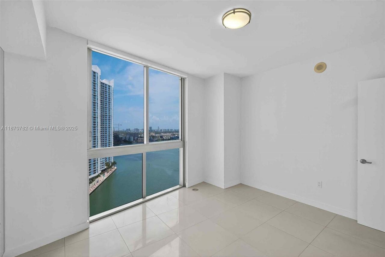 465 Brickell Ave, Unit 2002, Miami, FL 33131 Photo