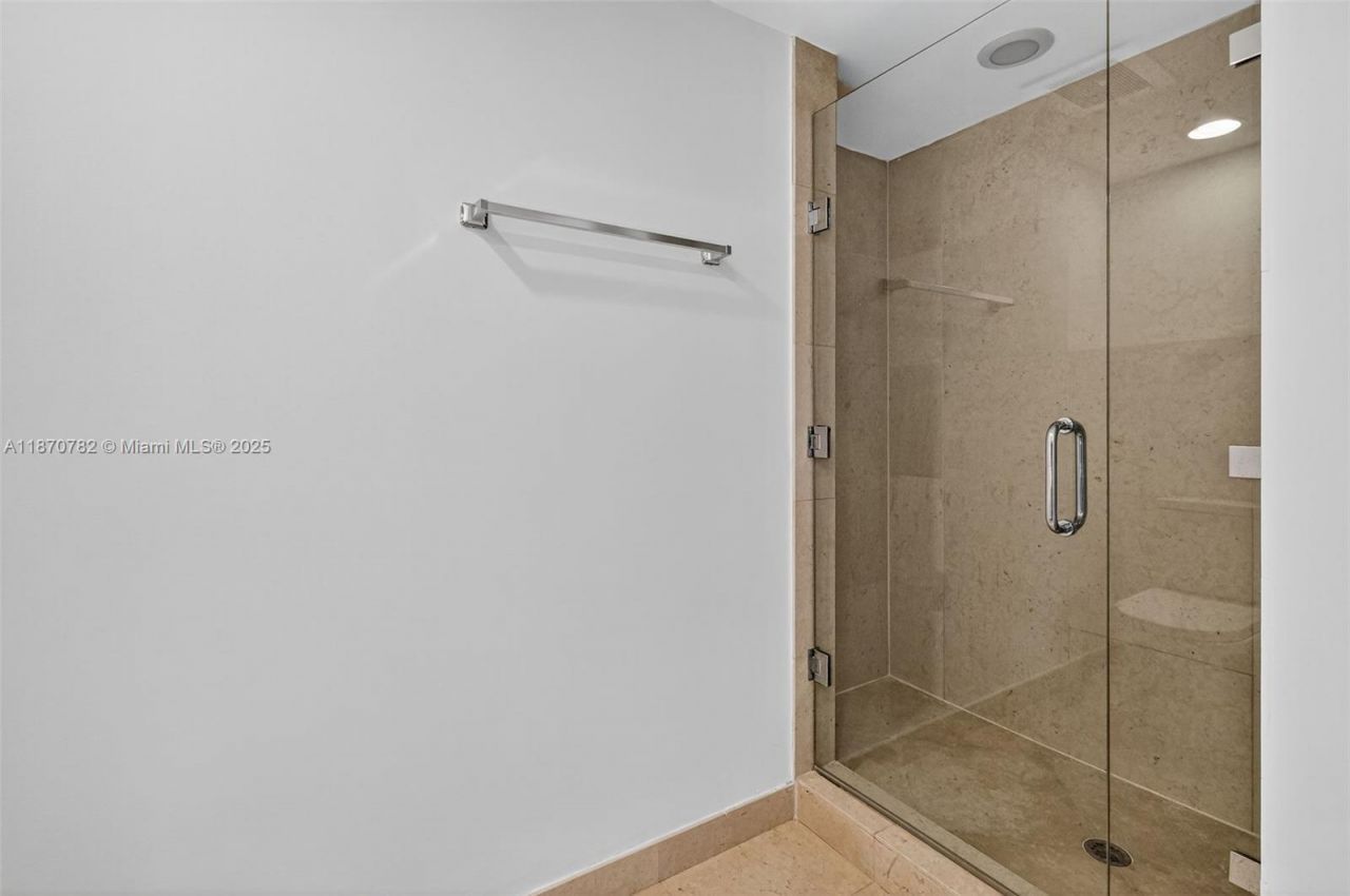 465 Brickell Ave, Unit 2002, Miami, FL 33131 Photo