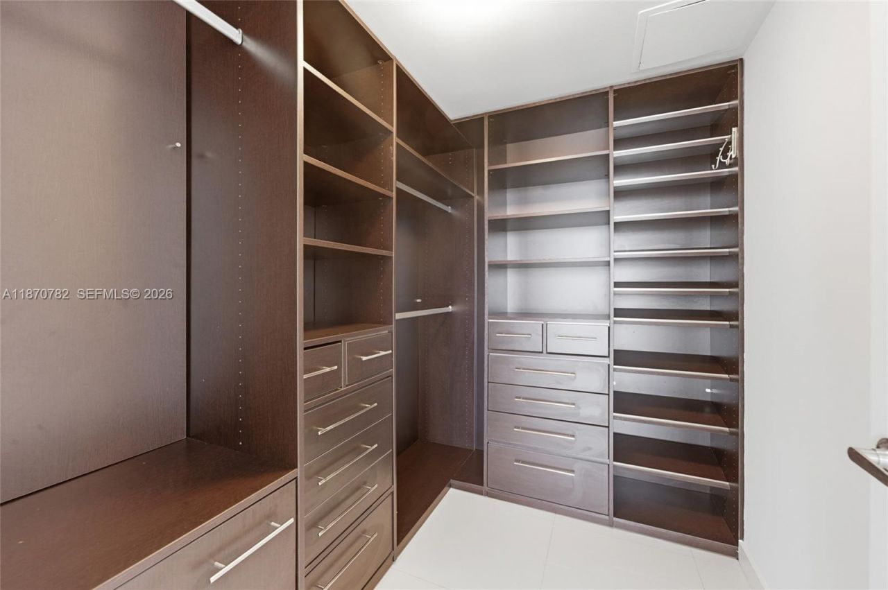 465 Brickell Ave, Unit 2002, Miami, FL 33131 Photo