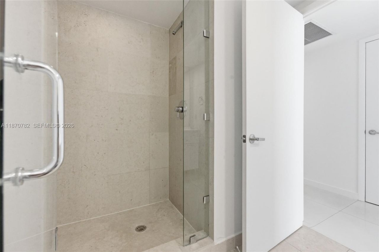 465 Brickell Ave, Unit 2002, Miami, FL 33131 Photo