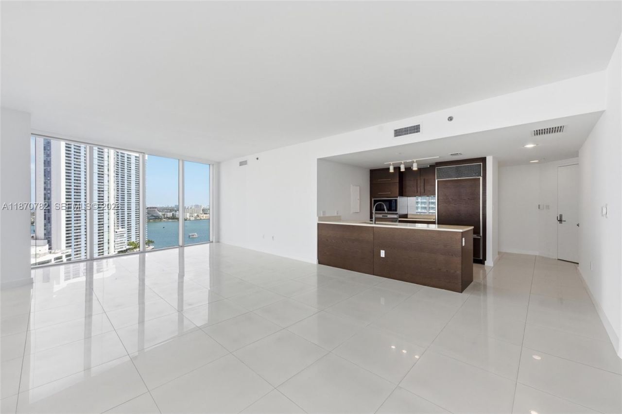 465 Brickell Ave, Unit 2002, Miami, FL 33131 Photo