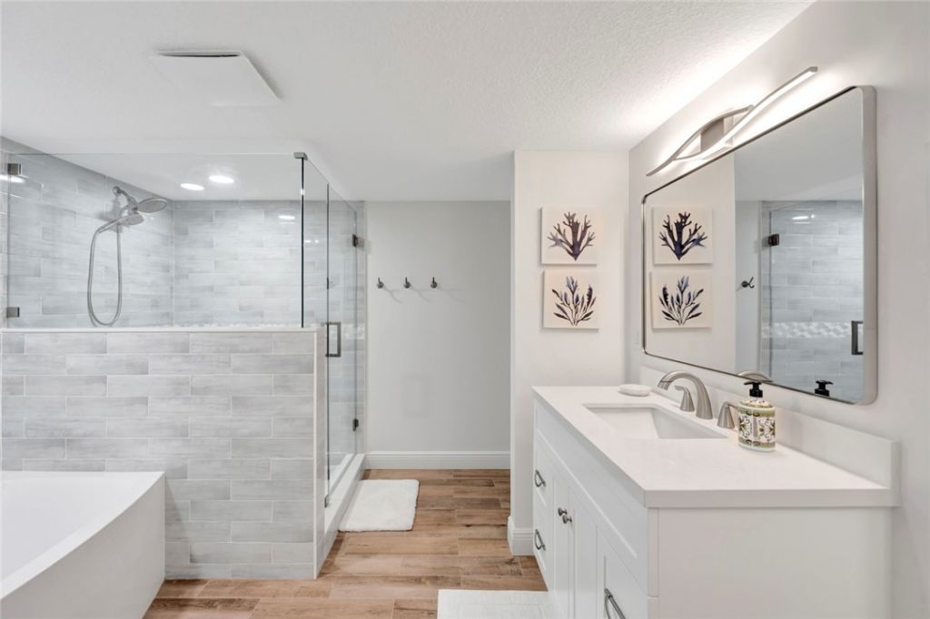 4949 N Highway A1a, Unit 204, Fort Pierce, FL 34949 Photo