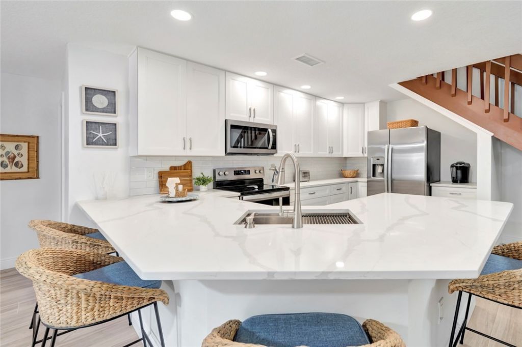4949 N Highway A1a, Unit 204, Fort Pierce, FL 34949 Photo