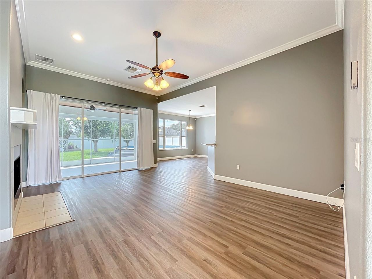 12912 Honey Blossom Drive, Grand Island, FL 32735 Photo