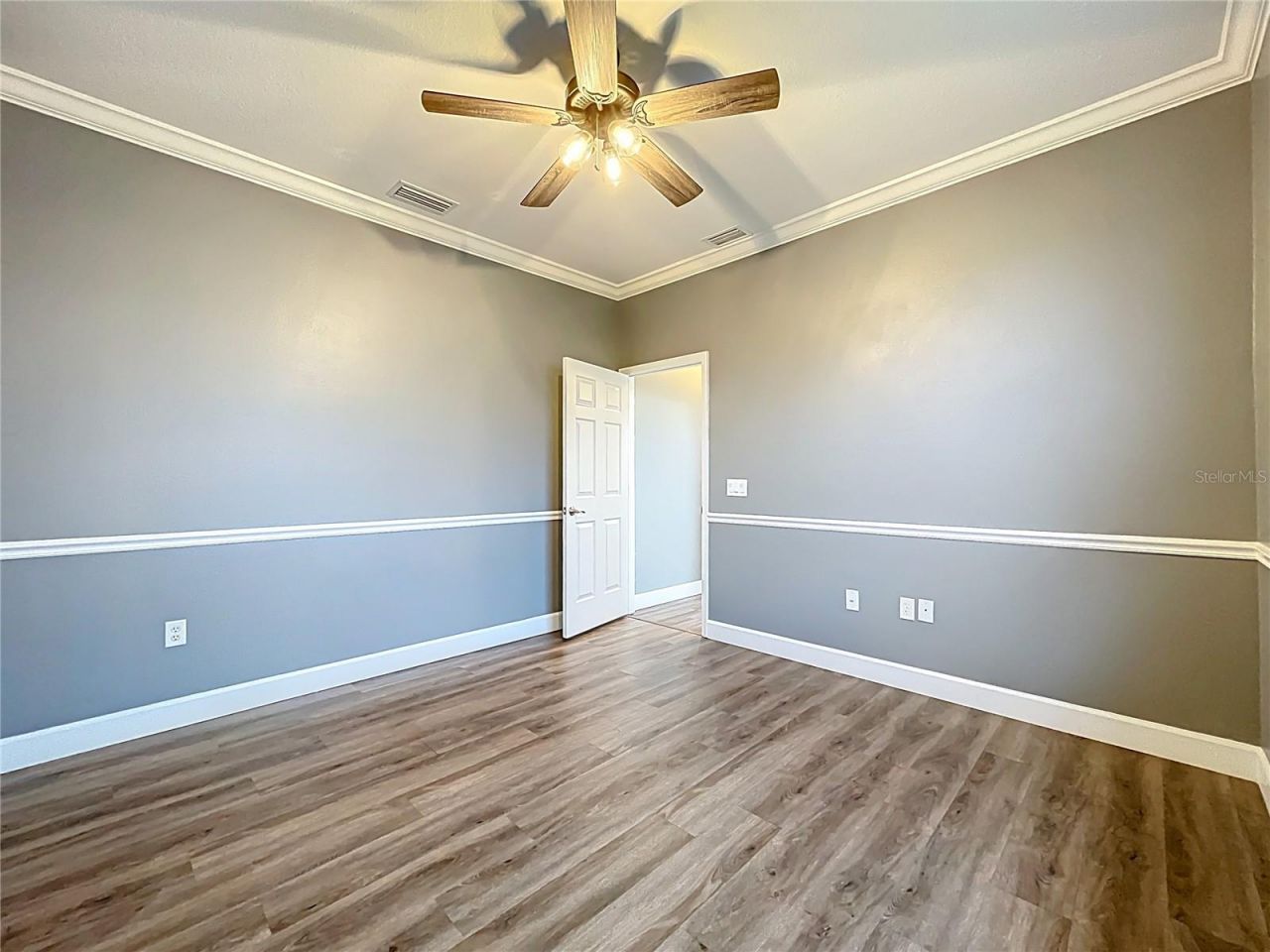 12912 Honey Blossom Drive, Grand Island, FL 32735 Photo