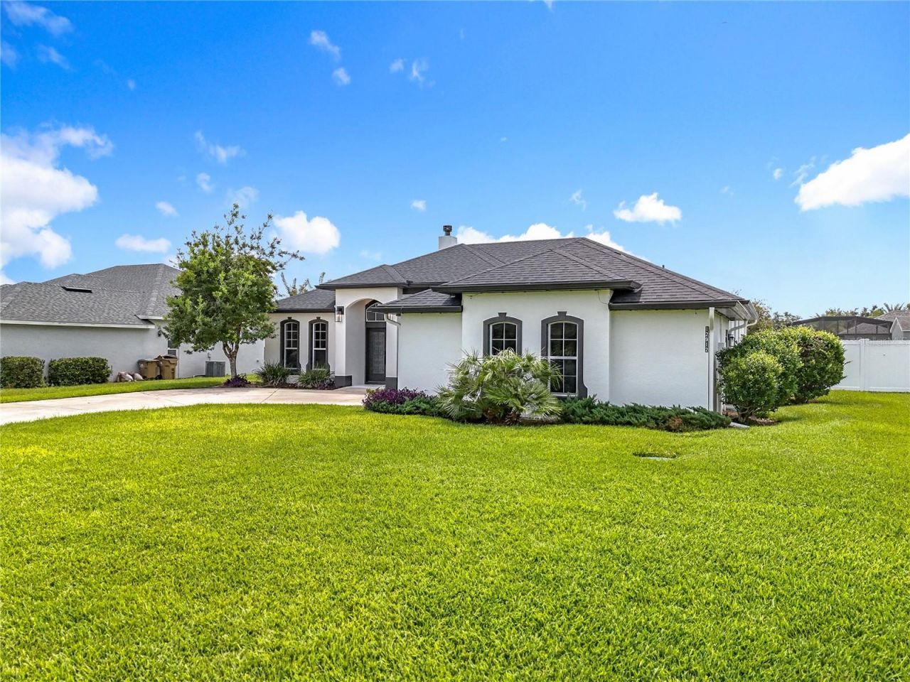 12912 Honey Blossom Drive, Grand Island, FL 32735 Photo