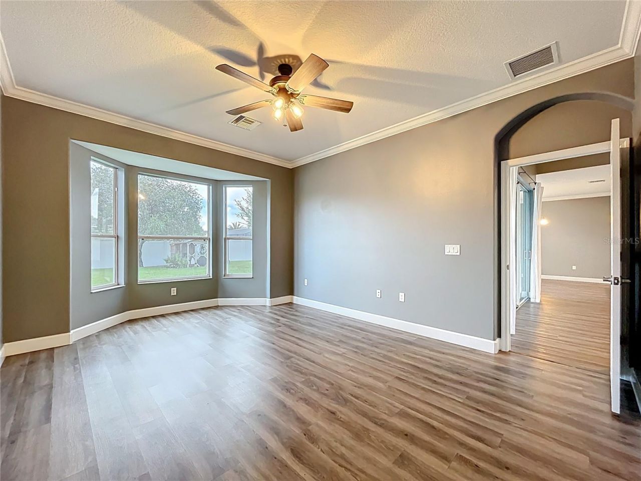 12912 Honey Blossom Drive, Grand Island, FL 32735 Photo