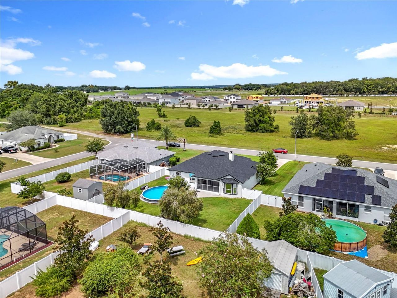 12912 Honey Blossom Drive, Grand Island, FL 32735 Photo