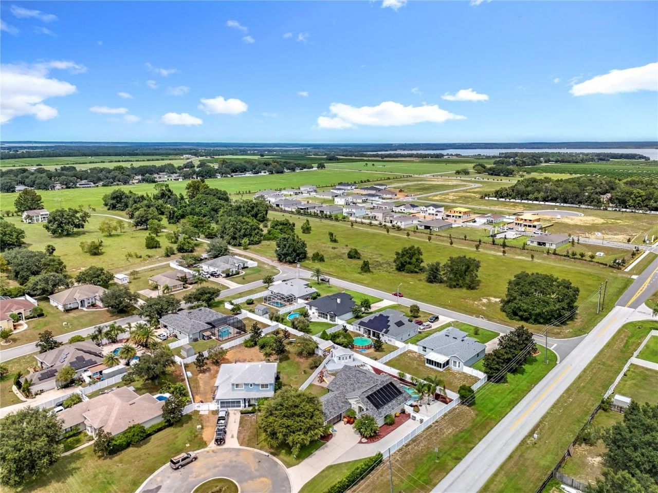 12912 Honey Blossom Drive, Grand Island, FL 32735 Photo