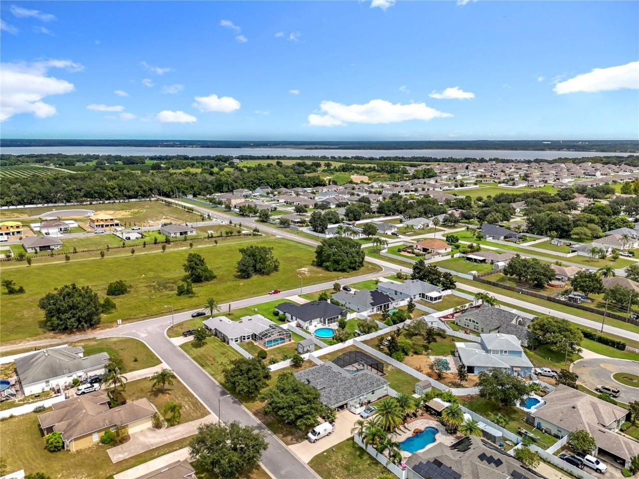 12912 Honey Blossom Drive, Grand Island, FL 32735 Photo