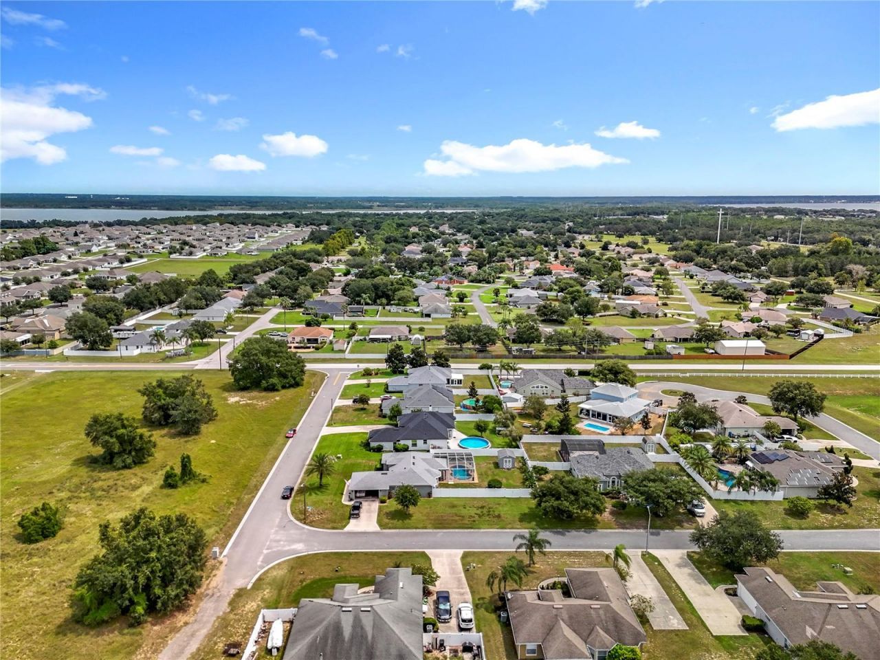 12912 Honey Blossom Drive, Grand Island, FL 32735 Photo