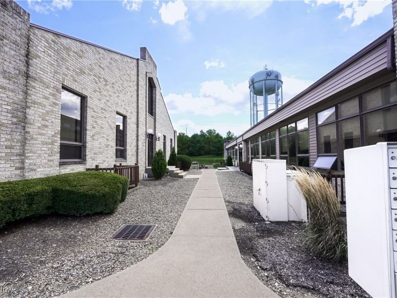 75-77 Milford Drive, Hudson, OH 44236 Photo 21