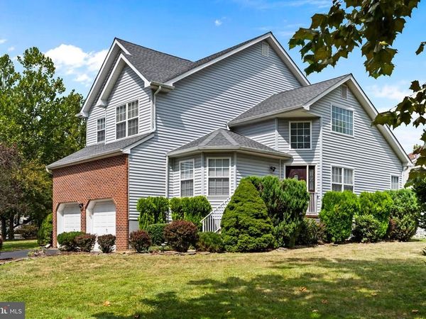 87 CANAL VIEW, LAWRENCEVILLE, NJ 08648