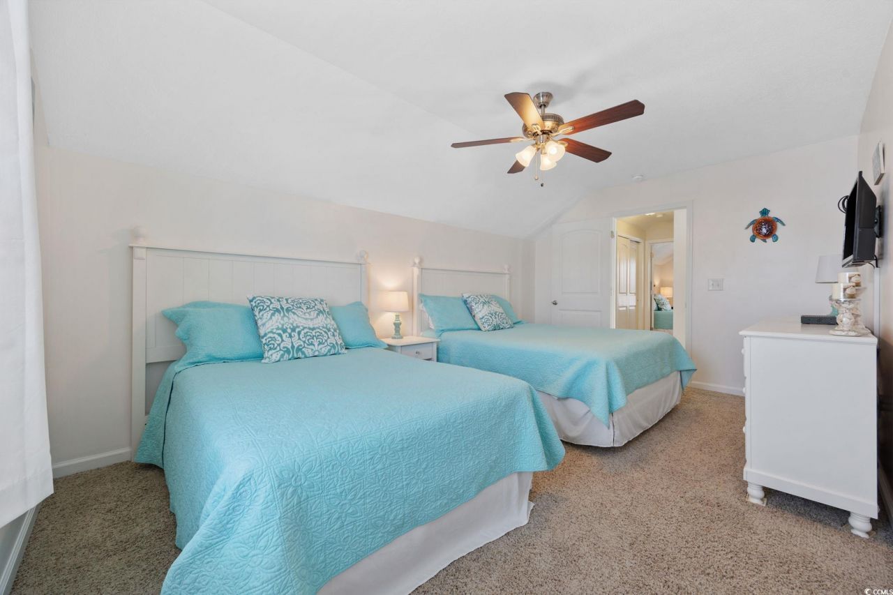 611 Surfsong Way Photo 19