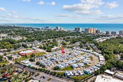 611 Surfsong Way photo 4