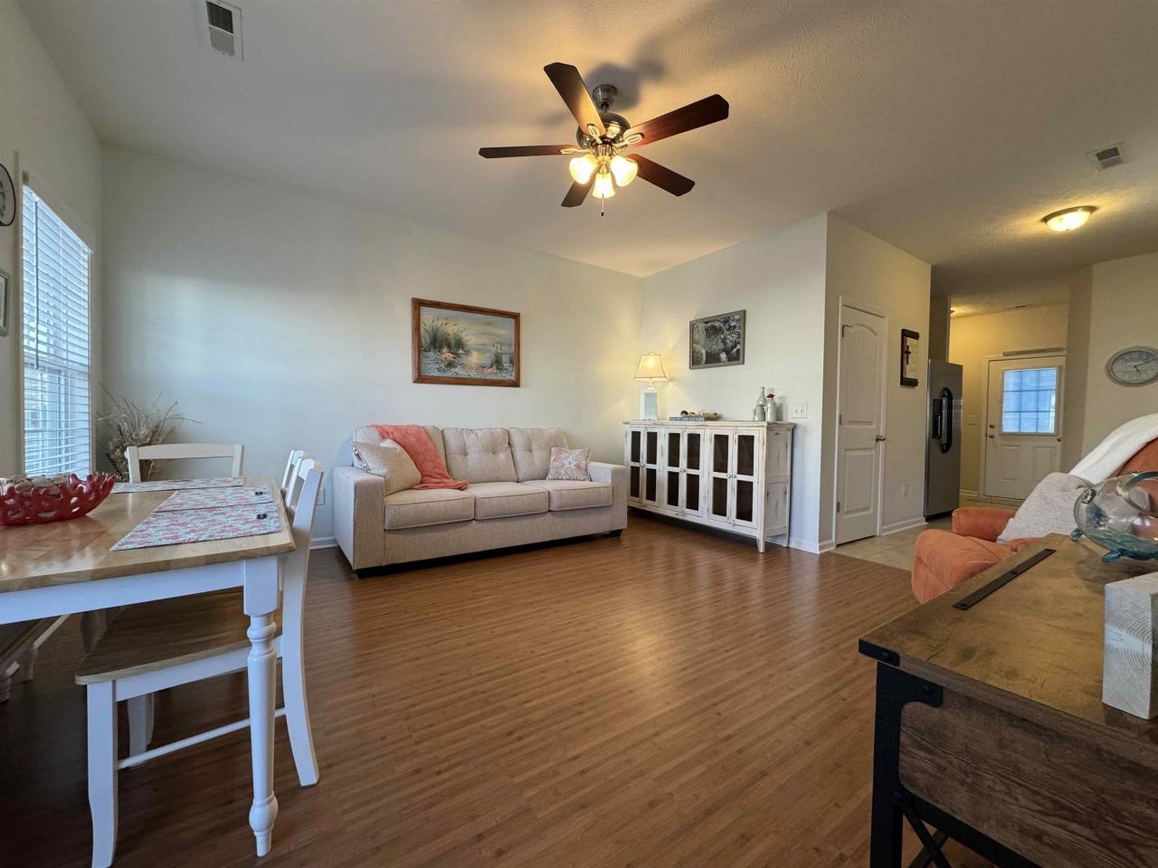 611 Surfsong Way Photo 6