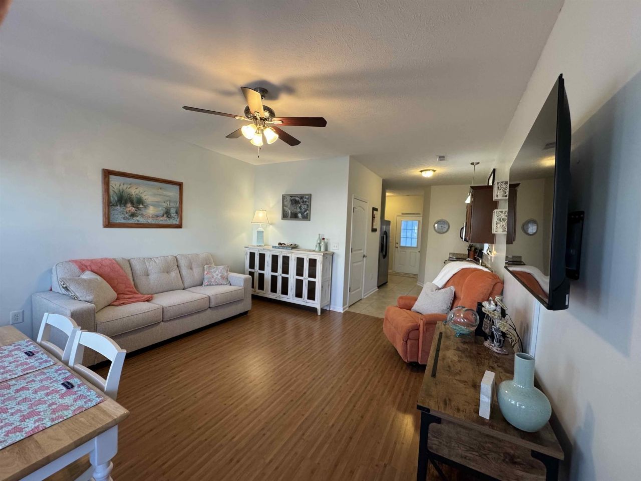 611 Surfsong Way Photo 8