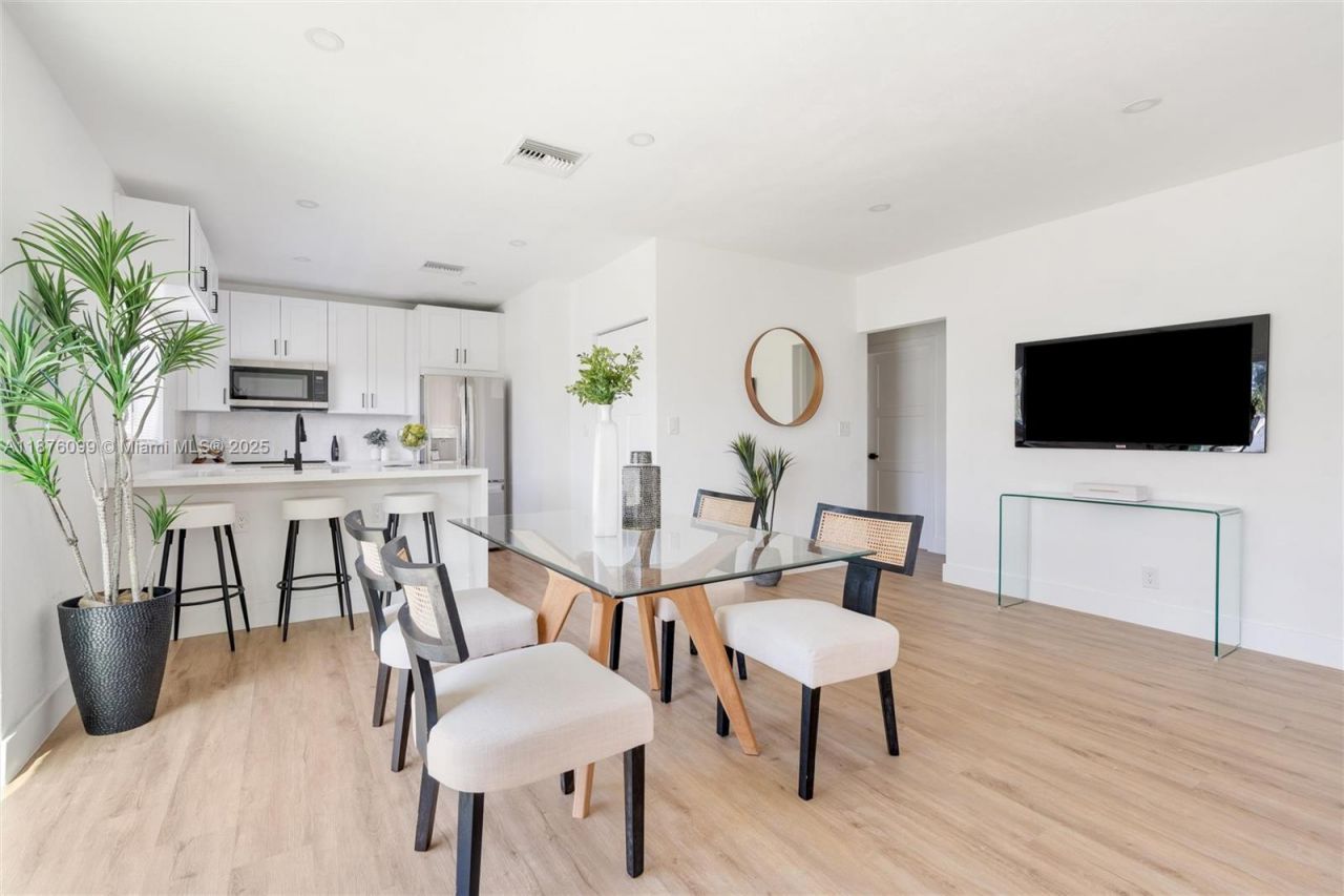 3230 Taft St, Hollywood, FL 33021 Photo