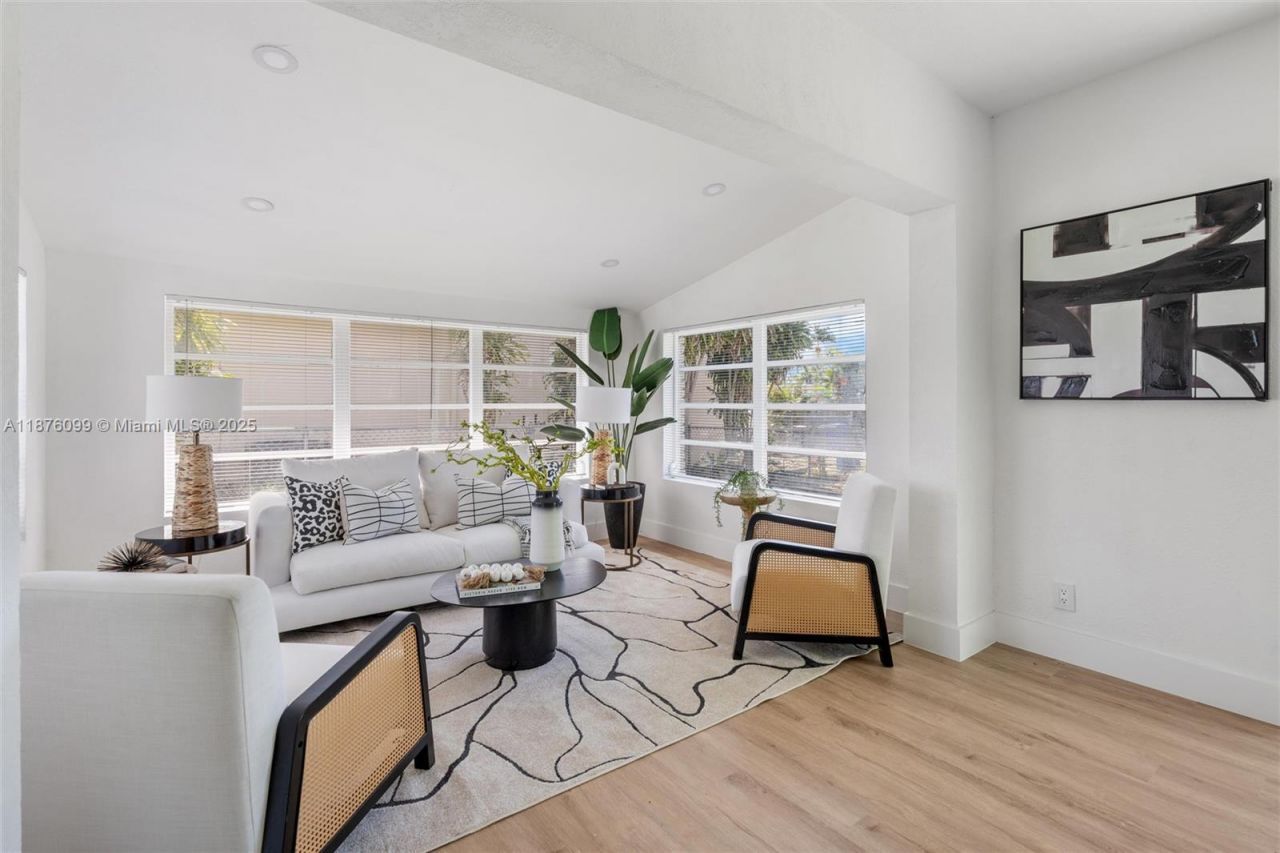 3230 Taft St, Hollywood, FL 33021 Photo