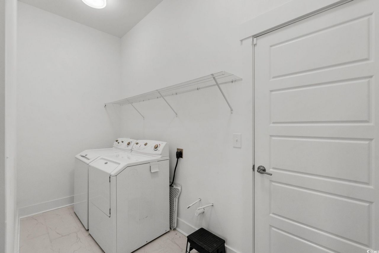 477 Ayrhill Loop Photo 31