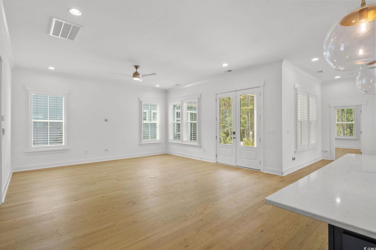 477 Ayrhill Loop Photo 6