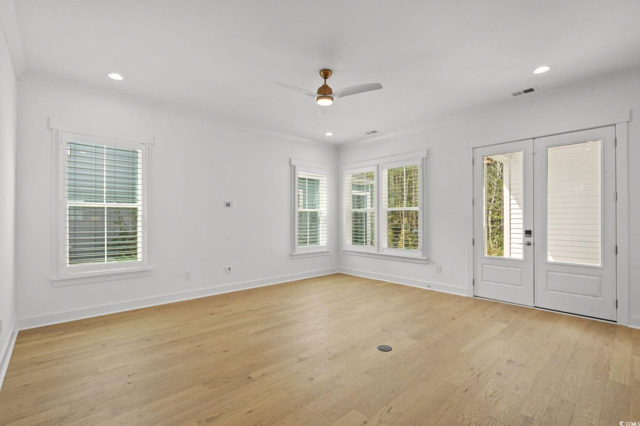 477 Ayrhill Loop Photo 8