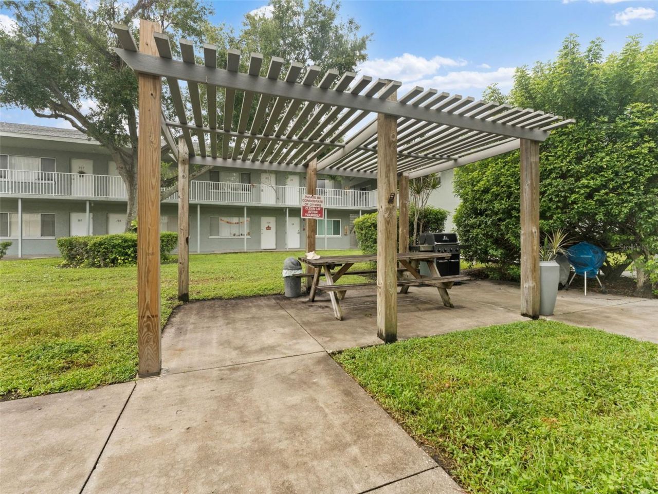 335 47th Avenue N, Unit 244, Saint Petersburg, FL 33703 Photo