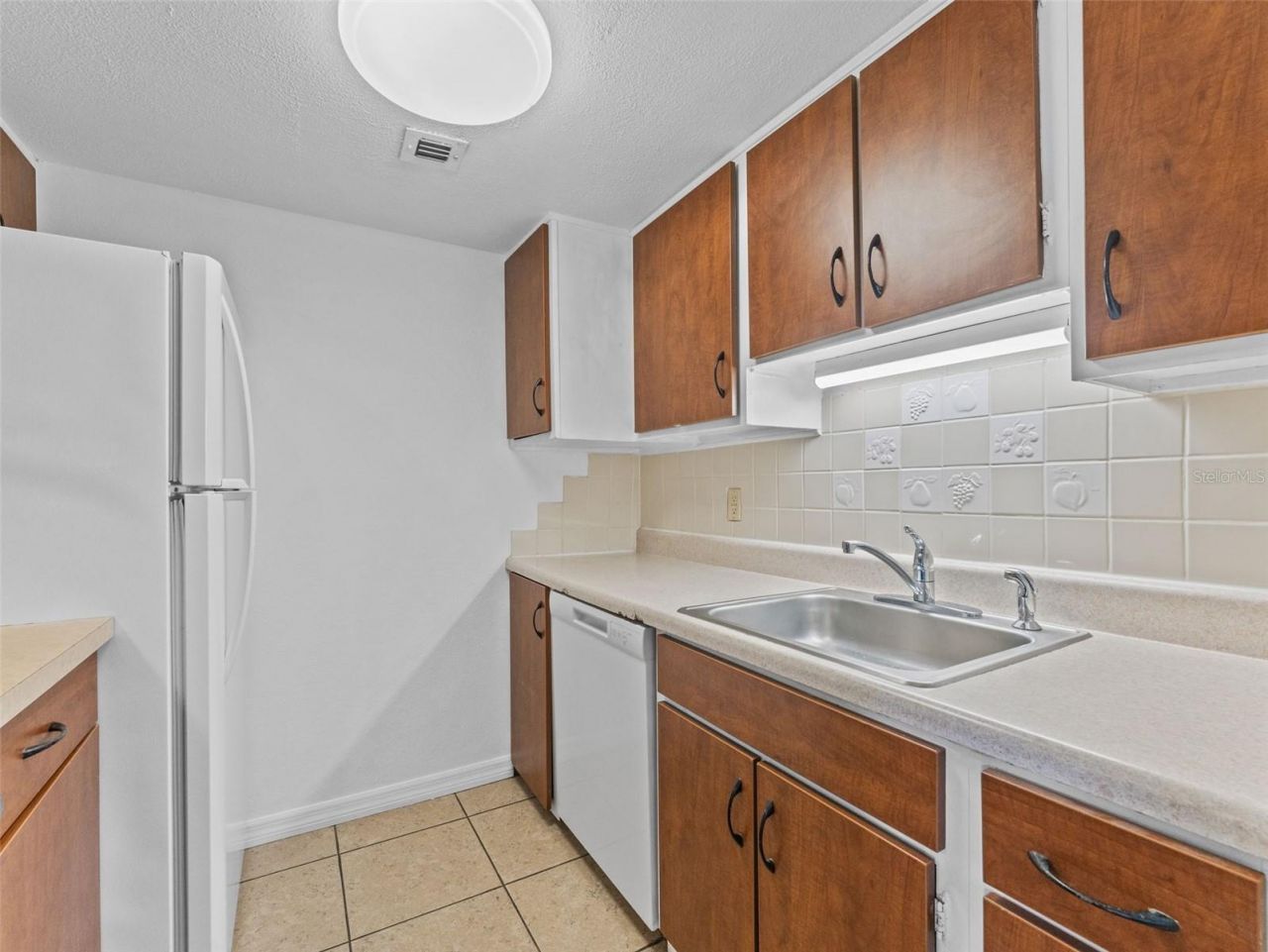 335 47th Avenue N, Saint Petersburg, FL 33703 Photo