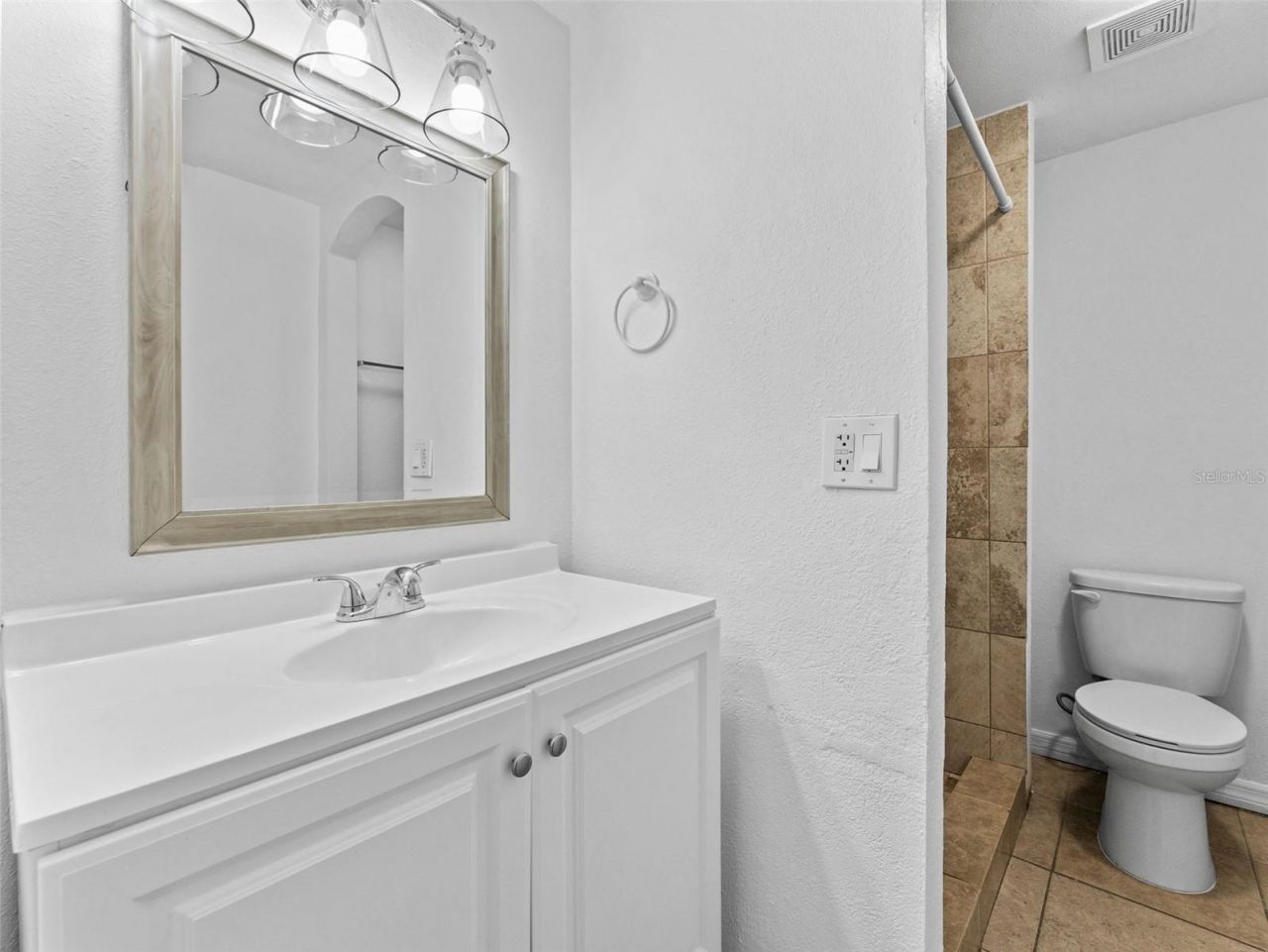 335 47th Avenue N, Saint Petersburg, FL 33703 Photo