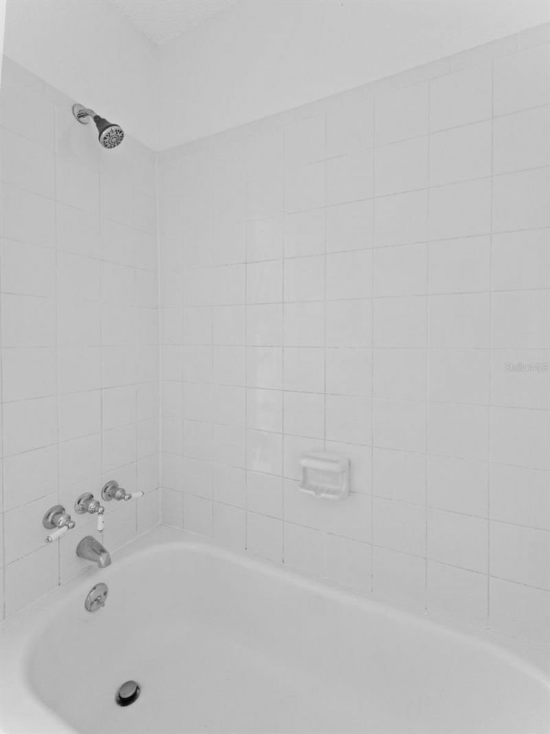 335 47th Avenue N, Saint Petersburg, FL 33703 Photo