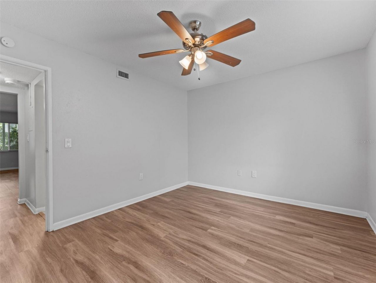 335 47th Avenue N, Saint Petersburg, FL 33703 Photo