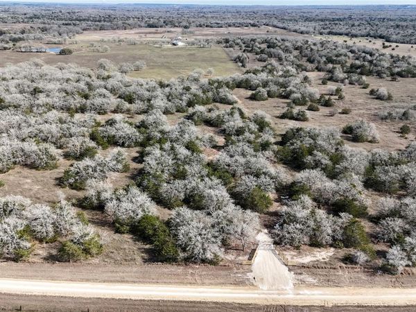 1485 Davis RD, Muldoon, TX 78949