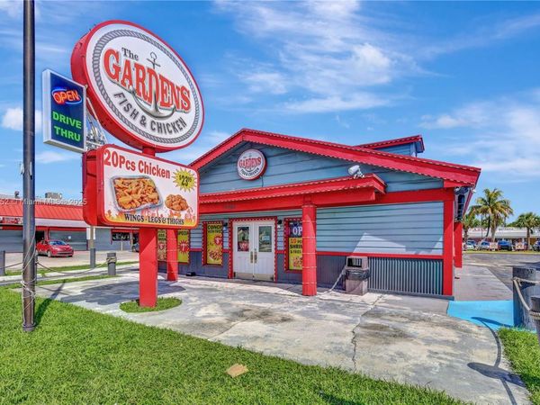 4775 NW 183rd St, Miami Gardens, FL 33055