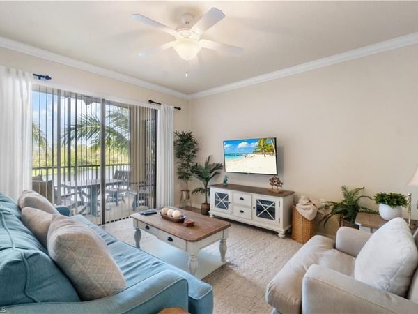 9727 Acqua CT, Unit 436, NAPLES, FL 34113